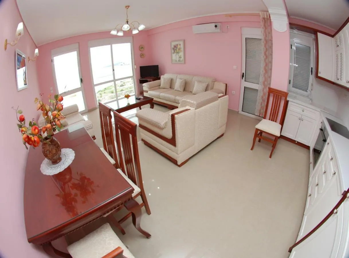 Erti'S Apartments Sarande