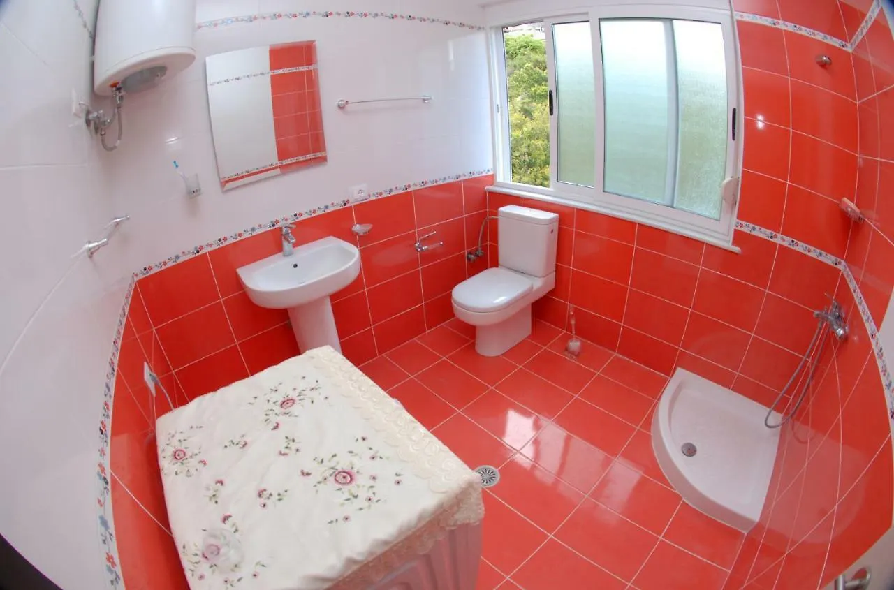 Erti'S Apartments Sarande
