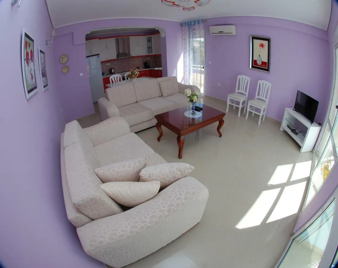 Erti'S Apartments Sarande 0*,  Albania
