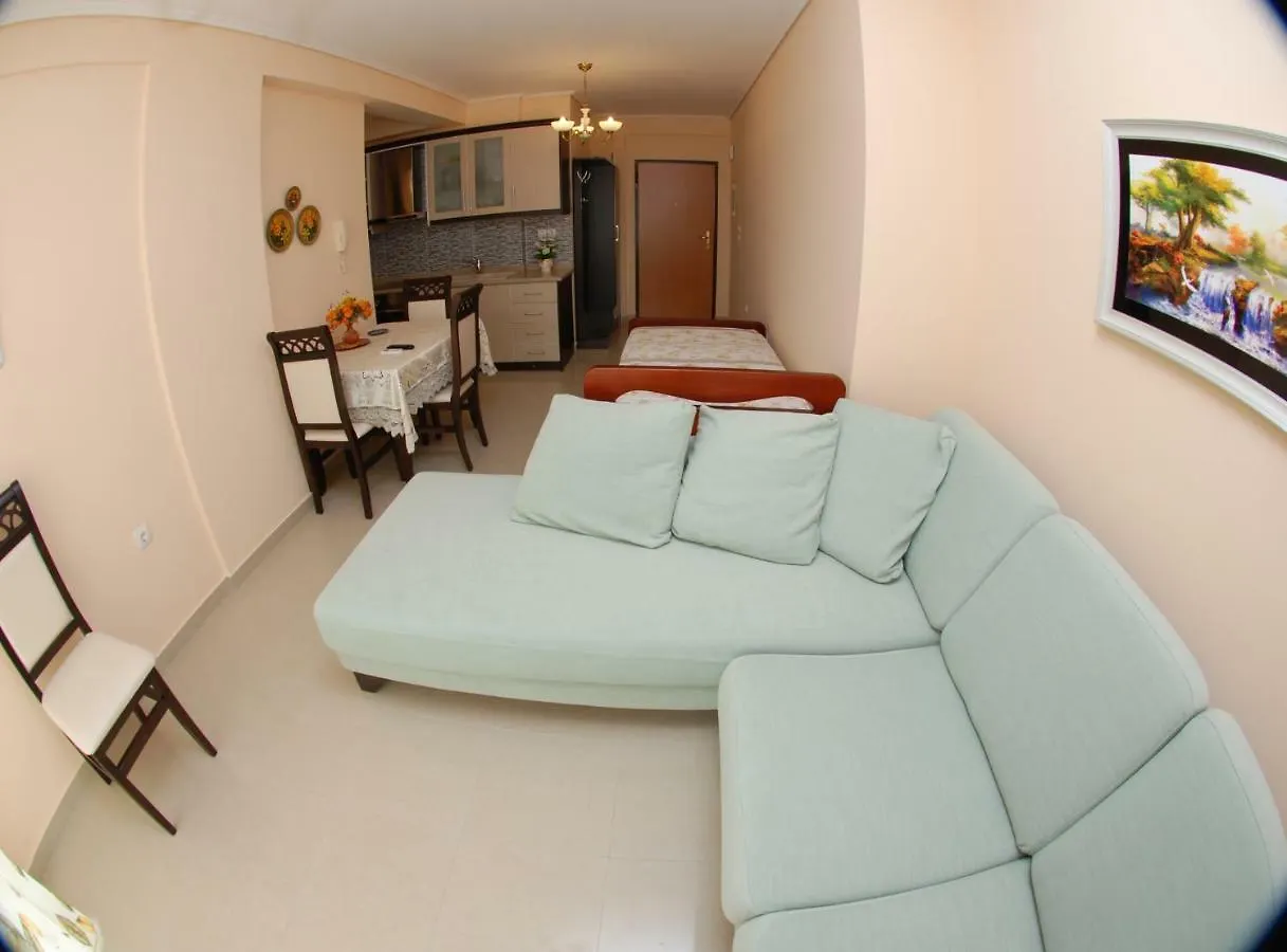 Erti'S Apartments Sarande